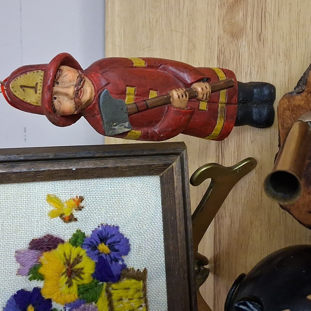 Vintage Lot Decor Items - Picture 5 of 8